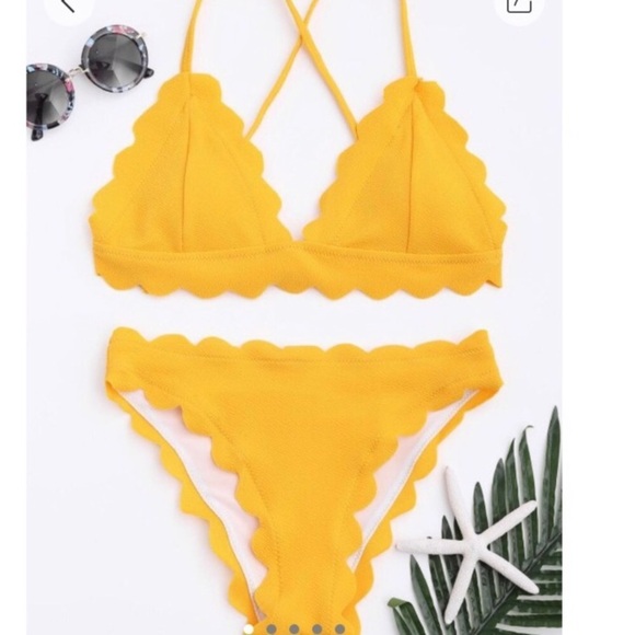ZAFUL Scallop String Bikini Set NWT - Picture 6 of 14